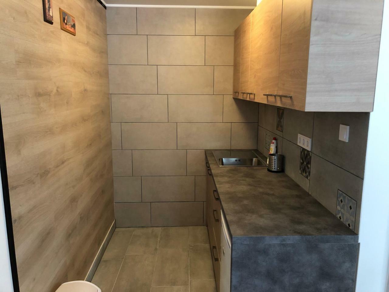 Juno Apartman Vendeghaz Miskolc Luaran gambar