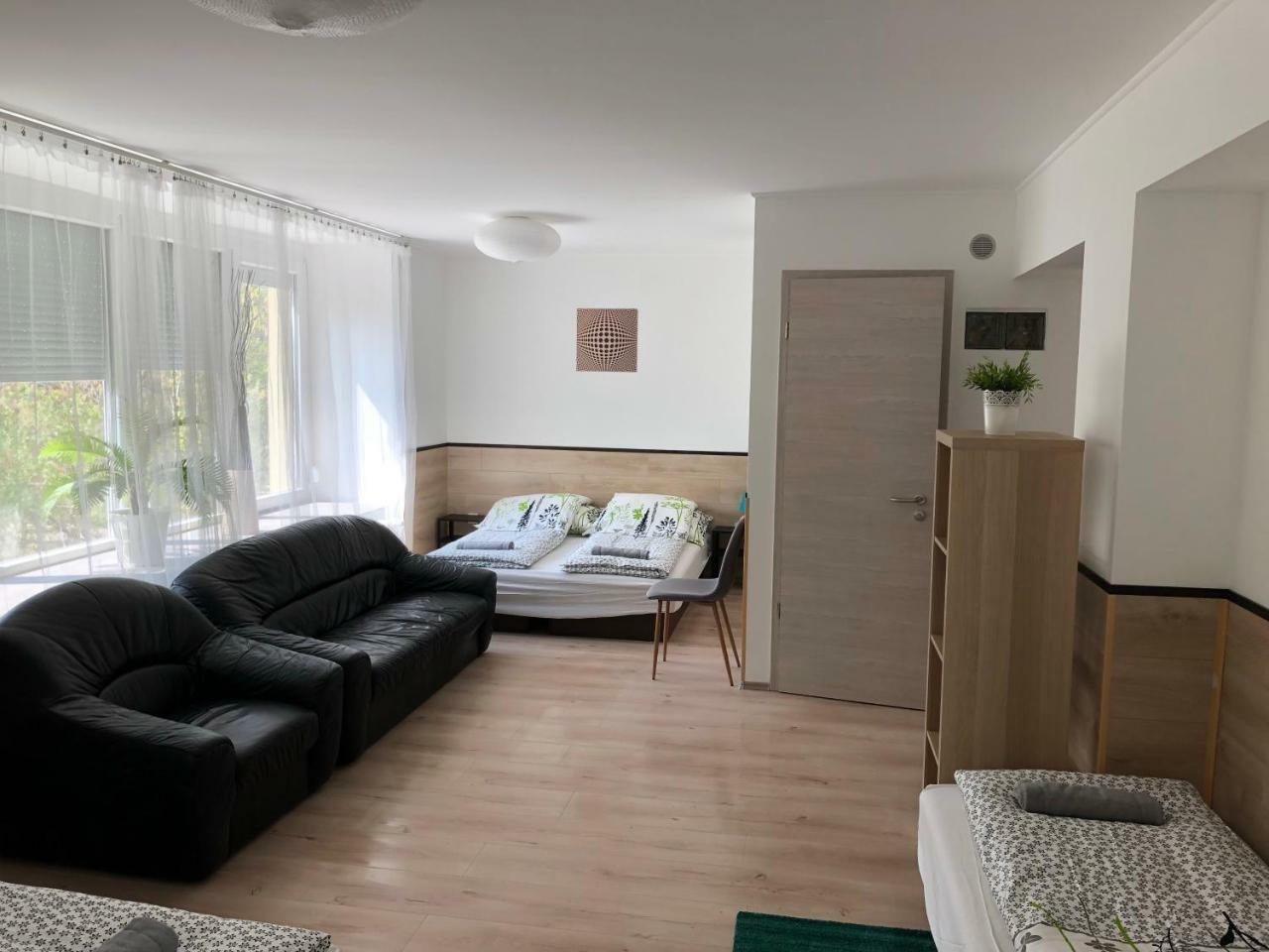 Juno Apartman Vendeghaz Miskolc Luaran gambar