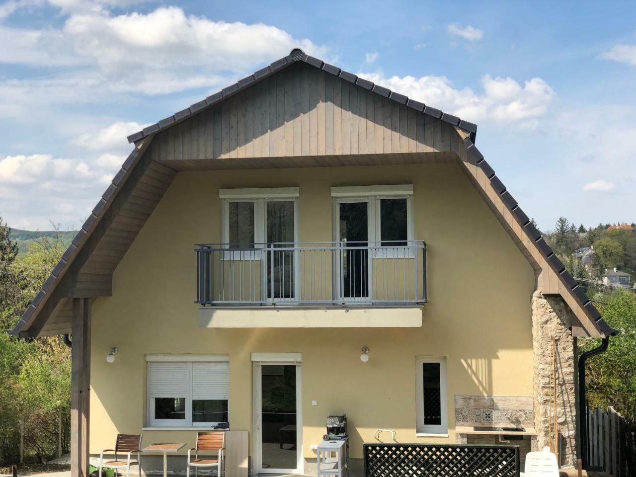 Juno Apartman Vendeghaz Miskolc Luaran gambar